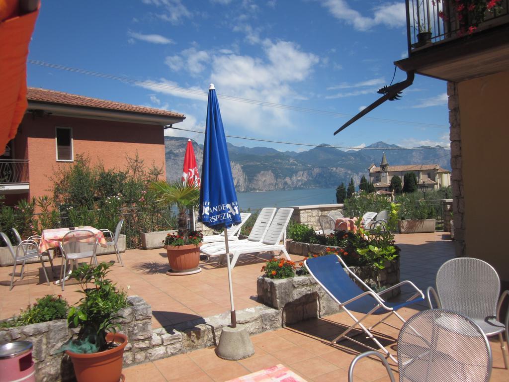 Hotel Pace Brenzone sul Garda Exterior photo
