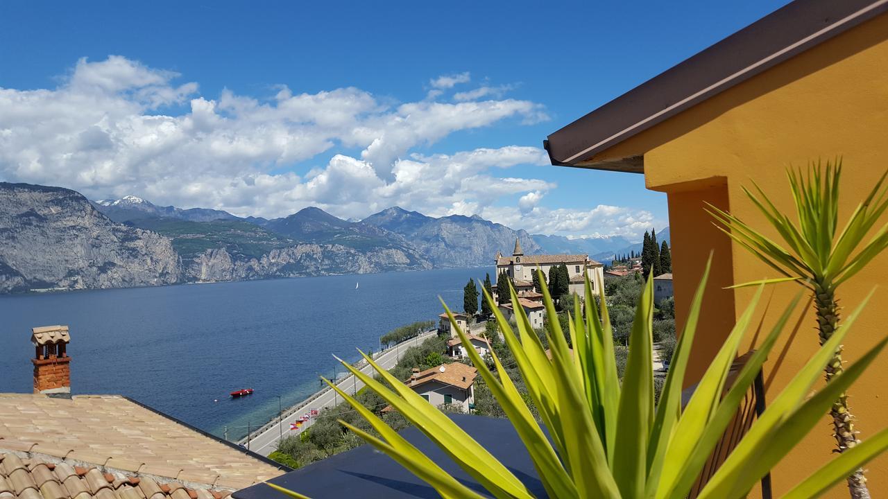 Hotel Pace Brenzone sul Garda Exterior photo
